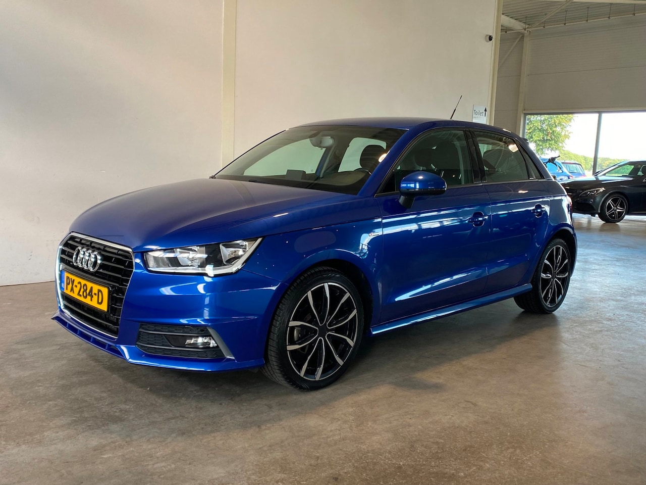 Audi A1 Sportback - 1.0 TFSI S-line 17" NL-auto NAP - AutoWereld.nl