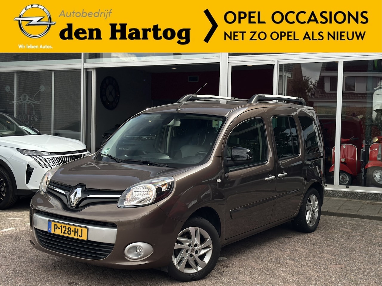 Renault Kangoo Family - 1.2 TCe Trekhaak / Navi / ecc. - AutoWereld.nl