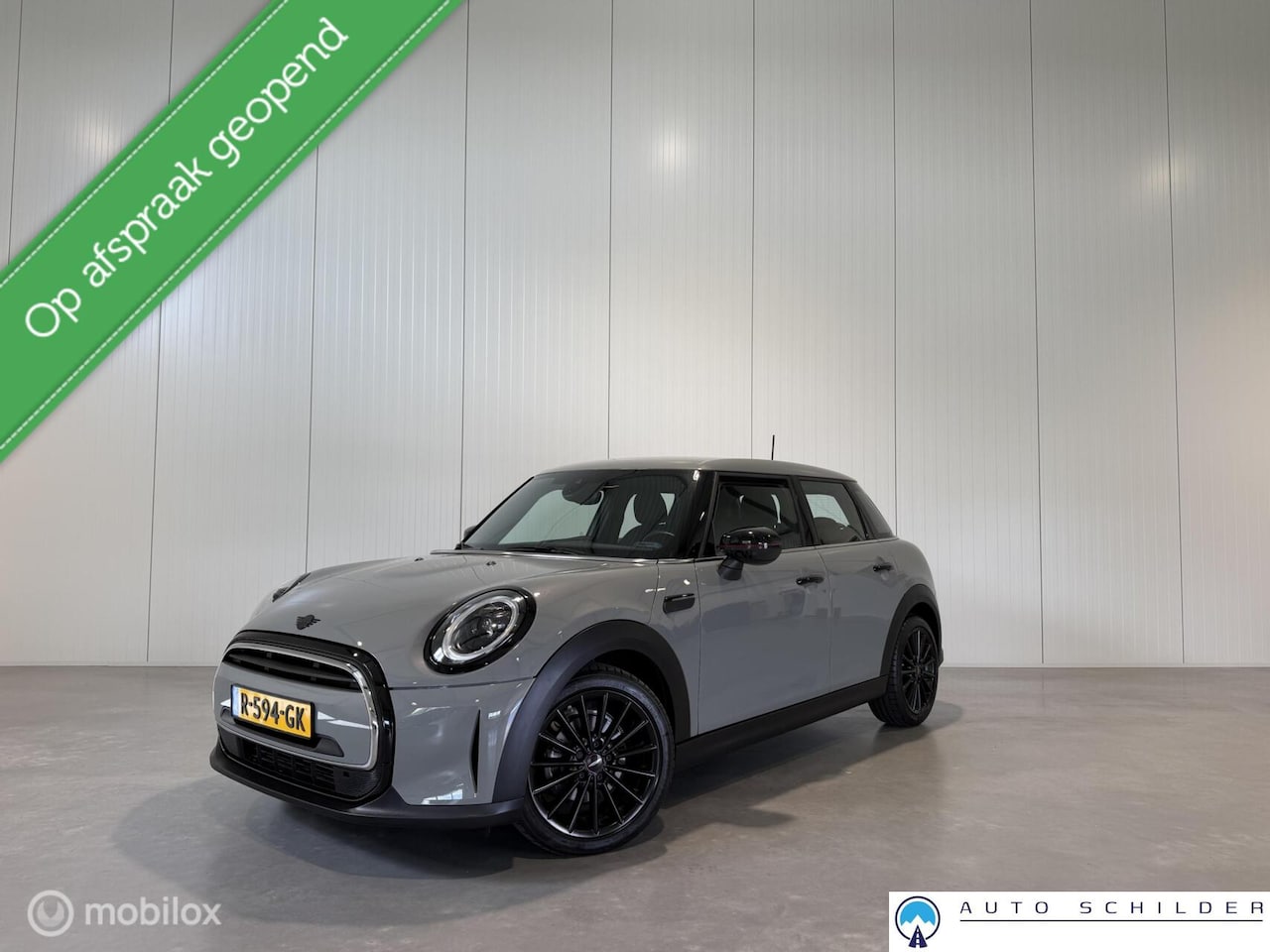 MINI 5-Deurs - 1.5 One Classic , Navi|Led|Blackpack|Keyless|Carplay|Lmv|1e Eig. - AutoWereld.nl