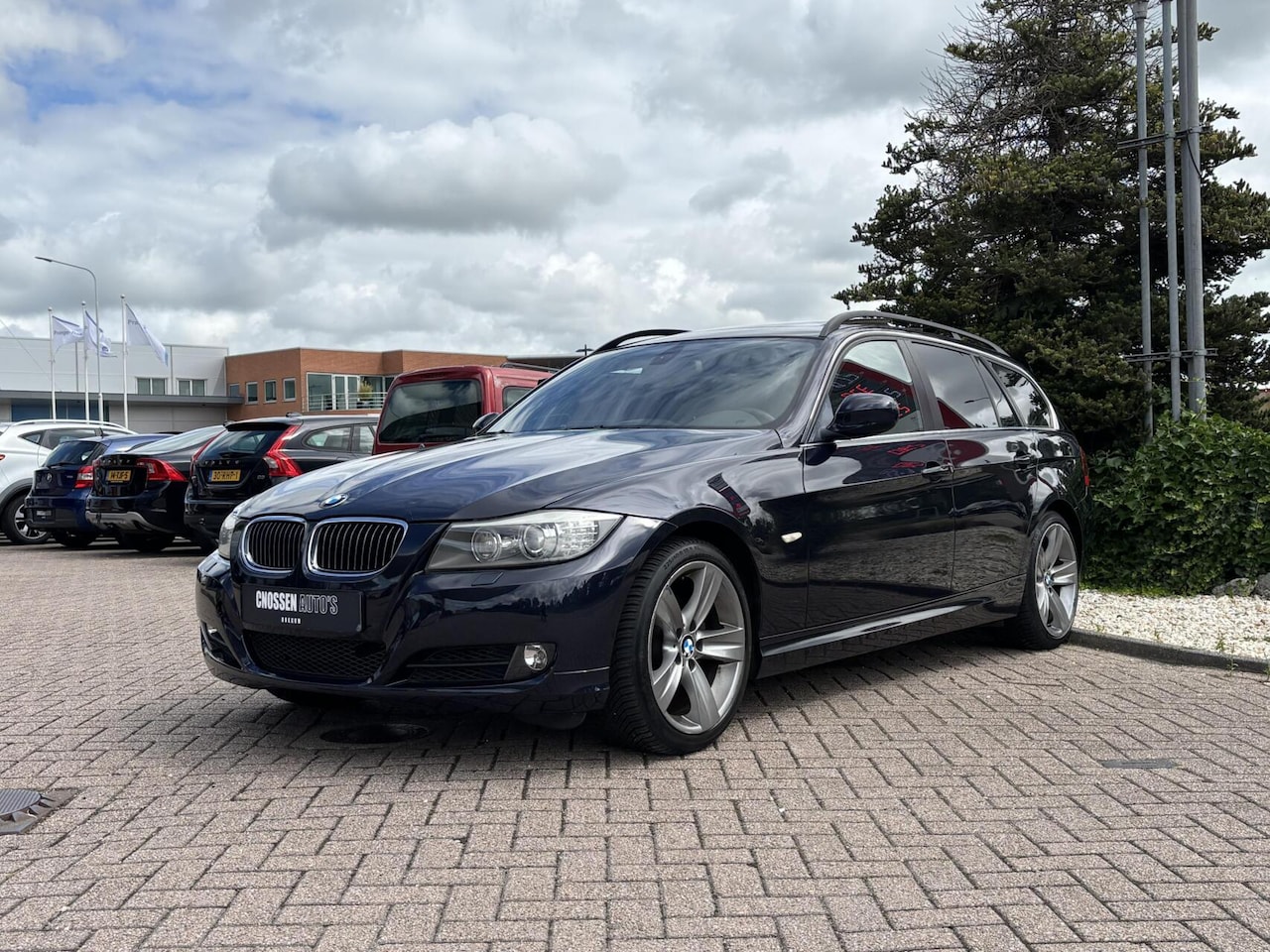 BMW 3-serie Touring - 325i LCI, Leer, Xenon, Pano, AUT, APK! - AutoWereld.nl