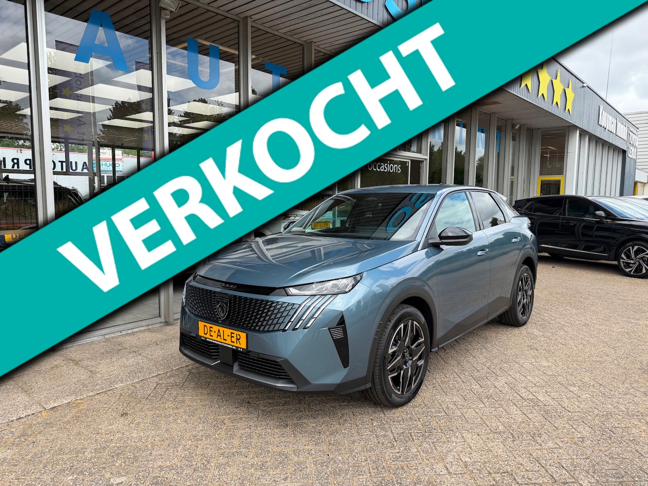 Peugeot 3008 - 1.2 Hybrid 145 Allure CARPLAY , CAMERA - AutoWereld.nl