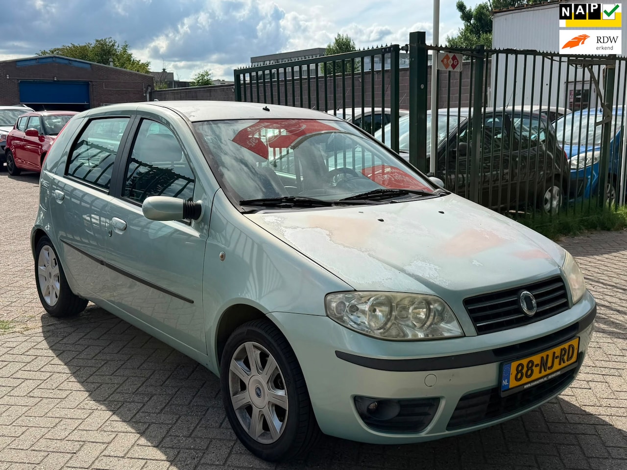 Fiat Punto - 1.4-16V Emotion airco elektrische ramen - AutoWereld.nl