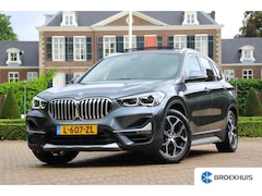BMW X1 - xDrive25e Business Edition Plus | 1E EIGENAAR | ORIGINEEL NL | PANO DAK | TREKHAAK | STOEL