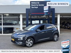 Hyundai Kona Electric - EV Premium 64 kWh / NL-Auto / 204 PK / Warmtepomp / Apple-Carplay & Android-Auto / Stoelve