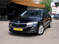 Skoda Octavia Combi - 1.0 e-TSI Business Edition|Rijklaar|DigiDash|Trekhaak|Apple Carplay|Android Auto|PDC