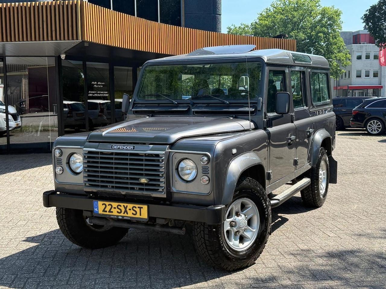 Land Rover Defender 110 - 2.5 TD5 SW XTech|Rijklaar|9-Zits|Schuifdak|Trekhaak|Stoelverwarming|Nieuwe APK+Beurt|2e Ei - AutoWereld.nl