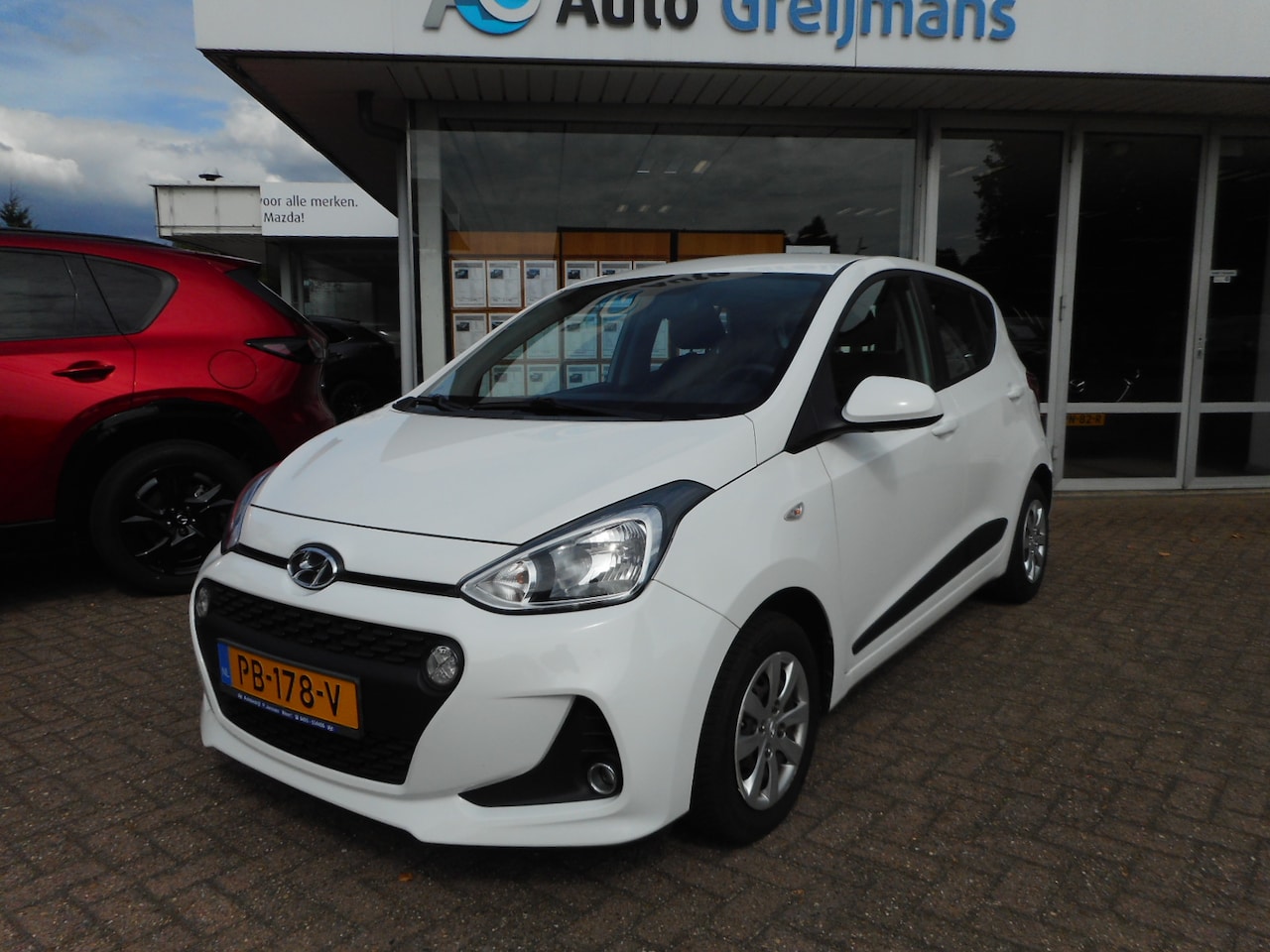 Hyundai i10 - 1.0i Go! 2017 1.0i Go! 2017 - AutoWereld.nl