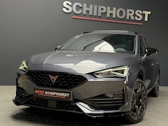 CUPRA Leon Sportstourer - Sportstourer 1.4 e-Hybrid VZ Copper Panorama Matrix LED volleder BTW ACC 19 inchCarPlay