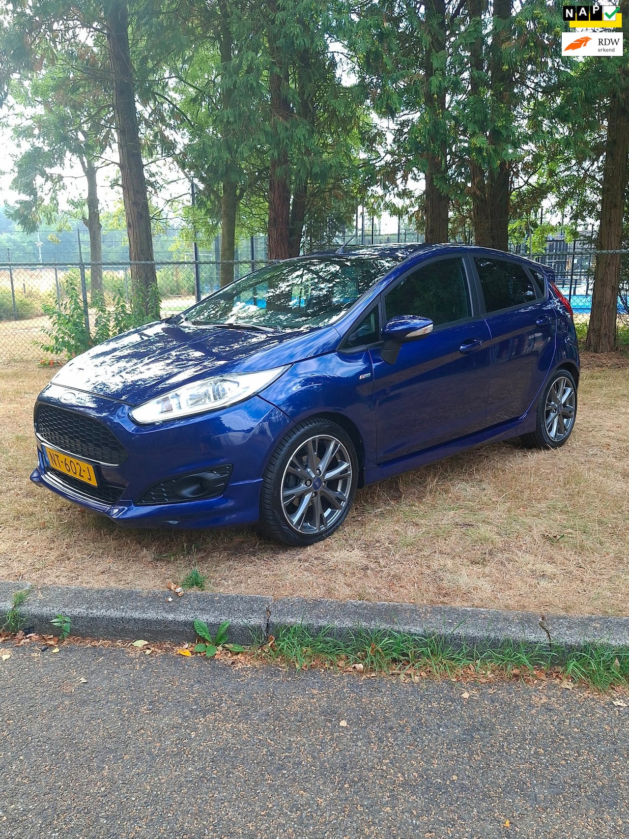 Ford Fiesta - 1.0 EcoBoost ST Line Camera , navi , nieuwe apk - AutoWereld.nl