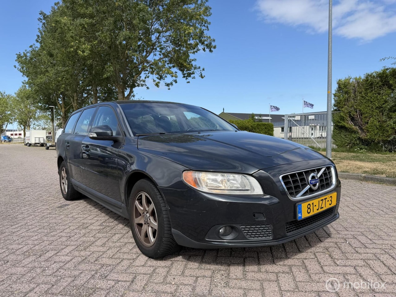 Volvo V70 - 2.0 Limited Edition Eerste Eigenaar! - AutoWereld.nl