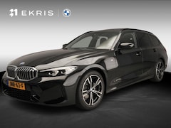 BMW 3-serie Touring - 318i | M-Sportpakket | LED | Leder | Navigatie | Panoramadak | Trekhaak | Sportstoelen | D