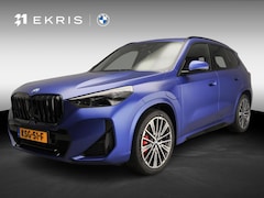 BMW X1 - xDrive25e M-Sportpakket / Trekhaak / Panoramadak / Driving assist plus / Getint glas / Hea