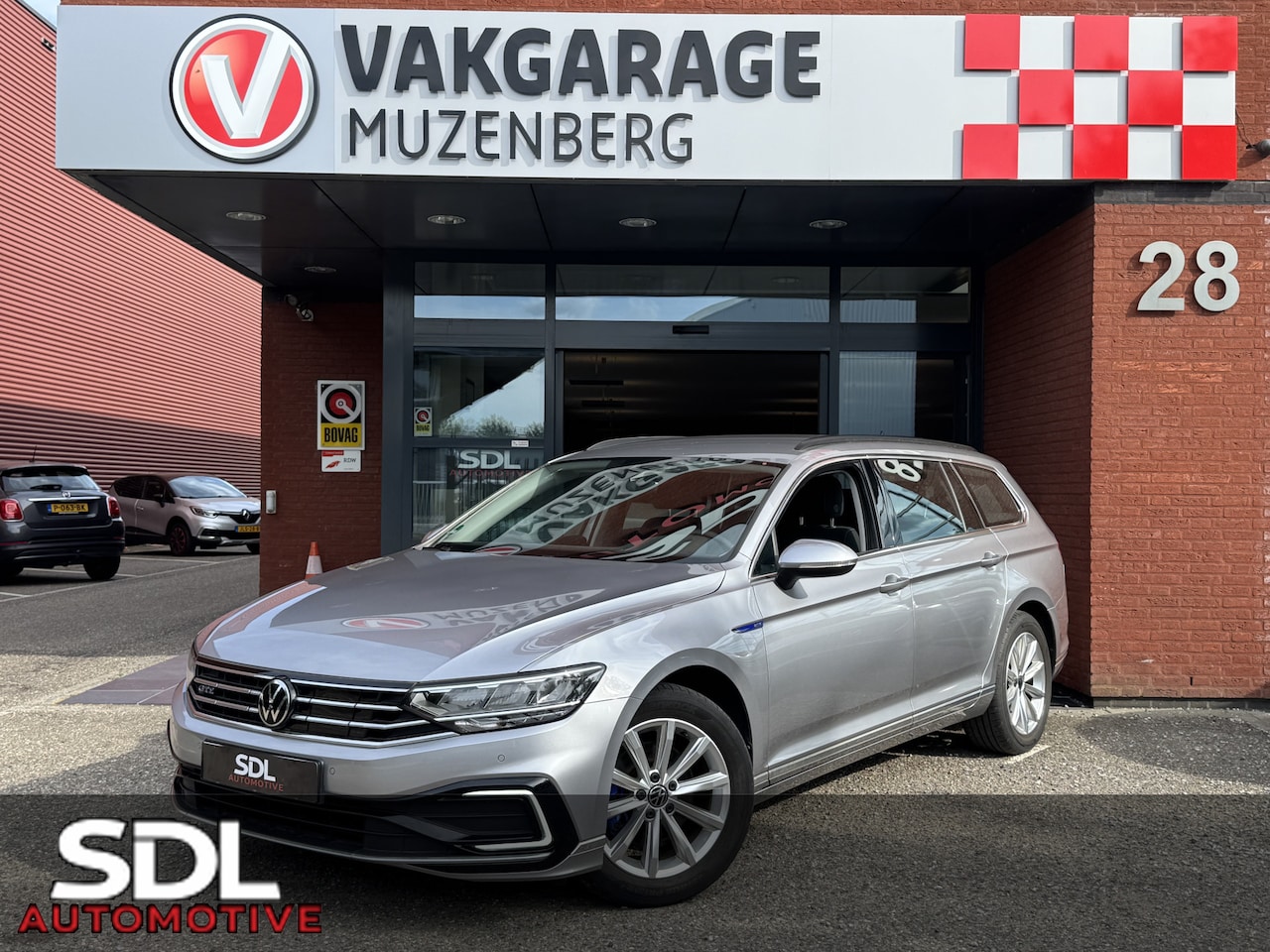 Volkswagen Passat Variant - 1.4 TSI PHEV GTE Business // LED // ADAP. CRUISE // NAVI + CARPLAY // CAMERA // PDC V+A // - AutoWereld.nl