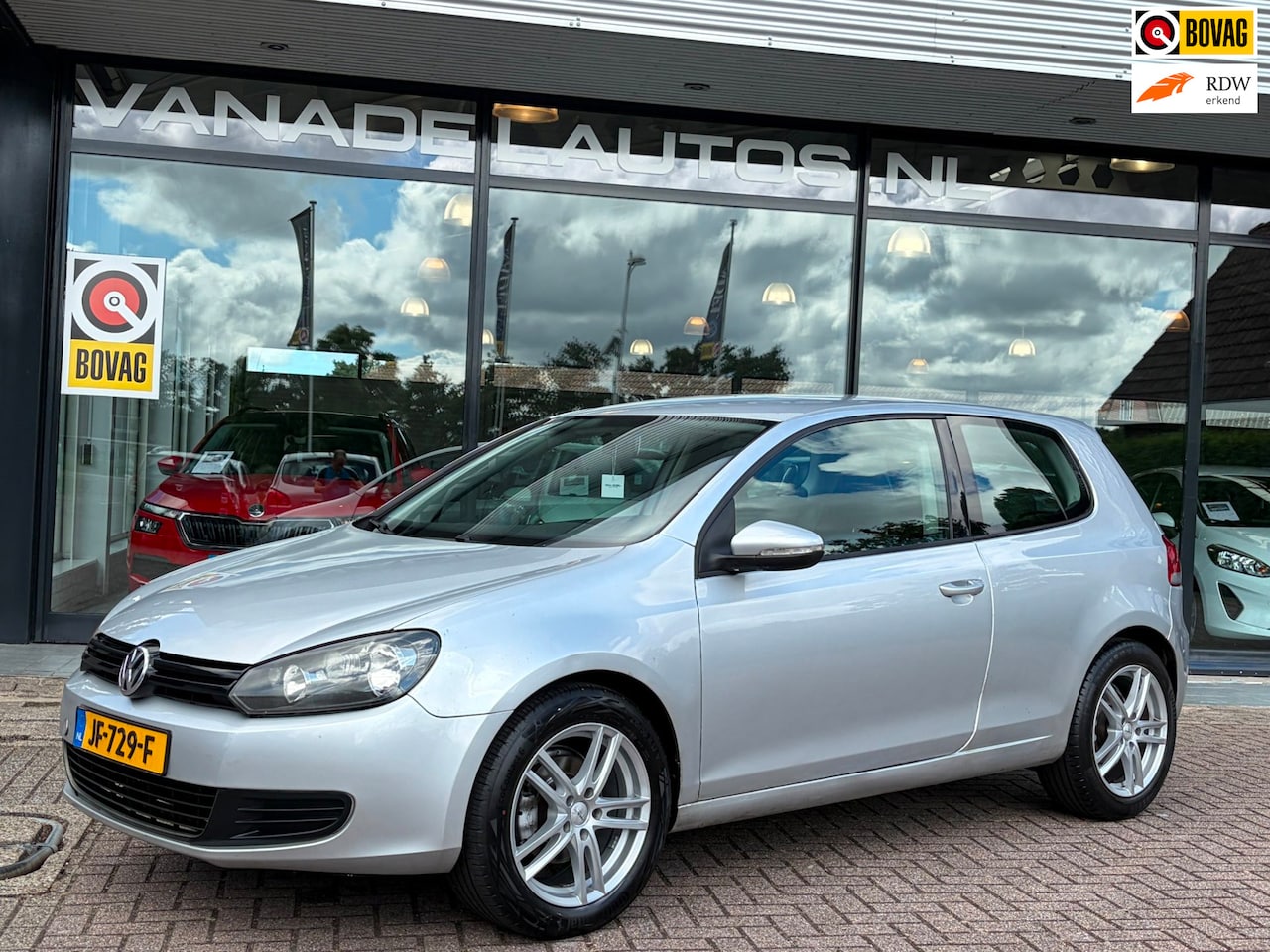 Volkswagen Golf - 1.4 Trendline Airco Navi 17" LM-Velgen Nieuwe APK! - AutoWereld.nl