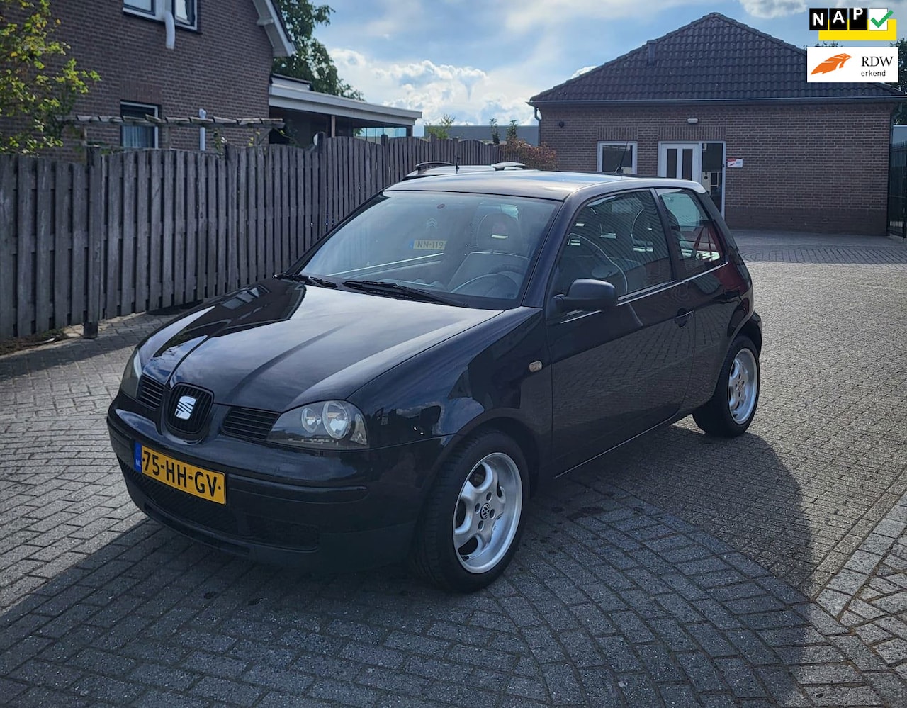 SEAT Arosa - 1.4i Stella 1.4i Stella, Automaat, BT/AUX/USB, 178 NAP! - AutoWereld.nl