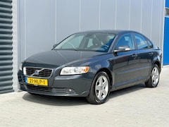 Volvo S40 - 1.8F Edition II - Facelift model - Leder - NAP