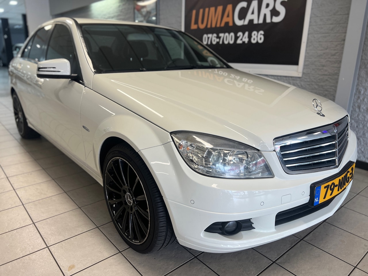 Mercedes-Benz C-klasse - 180 CGI BlueEFFICIENCY Business Class 180 CGI BlueEFFICIENCY Business Class - AutoWereld.nl