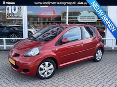 Toyota Aygo - 1.0-12V Aspiration Red slechts 79288KM Airco, luxe bekleding, LM velgen, leuke auto