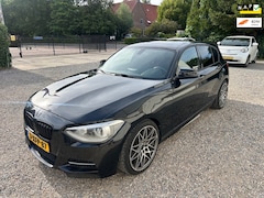 BMW 1-serie - 116i Executive M-sport 240PK