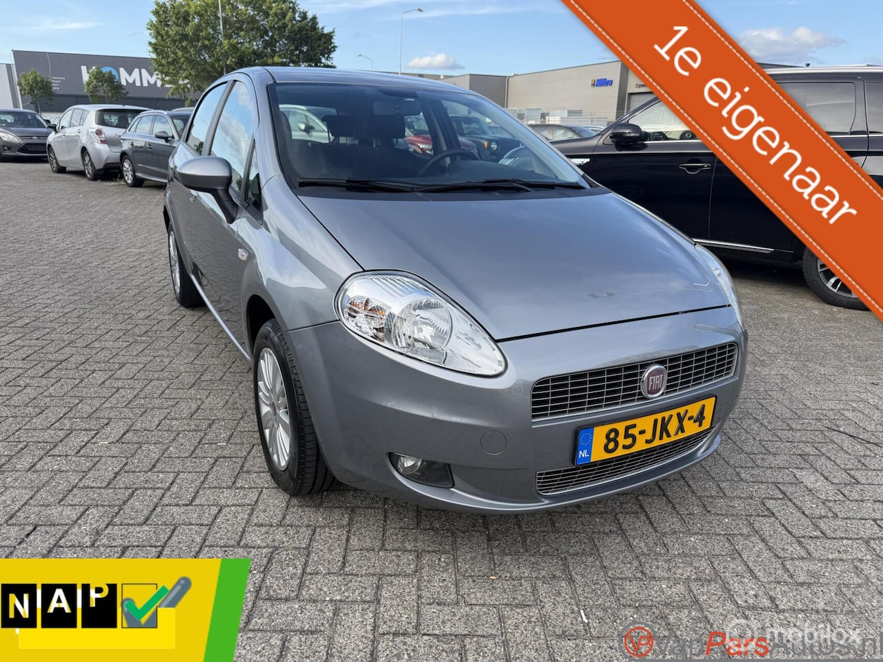Fiat Grande Punto - 1.4 Edizione Lusso 1.4 Edizione Lusso,Airco,5drs,cruise,Trekhaak - AutoWereld.nl