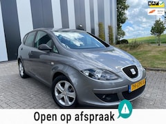 SEAT Altea - 1.6 Comfortstyle 1e Eigenaar-Nw APK-Airco-Elekpakket-Lmv-2 Sleutels