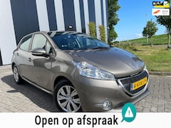 Peugeot 208 - 1.2 VTi Envy Clima-Cruise-Navi-Pdc-Trekhaak