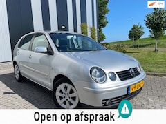 Volkswagen Polo - 1.4-16V Comfortline Clima-Carplay-Lmv-Trekhaak