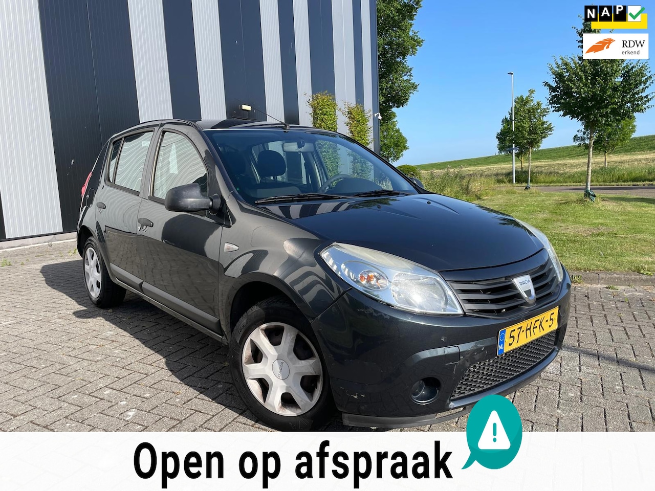 Dacia Sandero - 1.4 Ambiance 5-Deurs-Airco-Nap-2 Sleutels - AutoWereld.nl