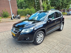 Volkswagen Tiguan - 1.4 TSI Sport&Style Self-Parkassist Cruise Trekhaak
