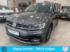 Volkswagen Tiguan - 1.5 TSI ACT R-Line / NAVI / VIRTUAL / ADAPTIVE CC