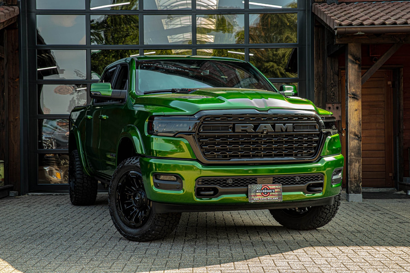 Dodge Ram 1500 - Limited Greenhulkane 540 PK Greenhulkane - AutoWereld.nl