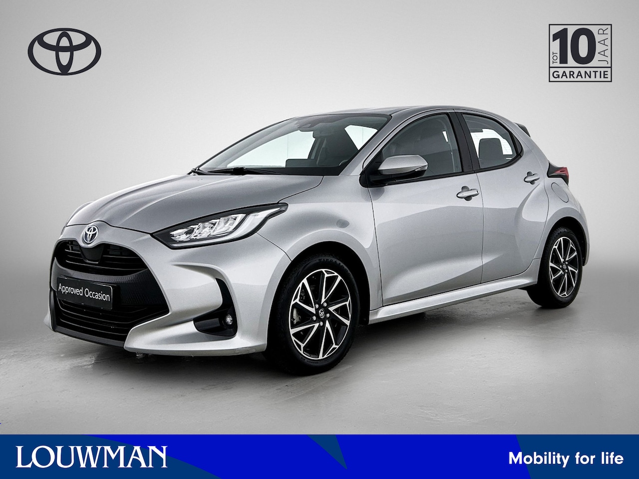 Toyota Yaris - | Dealeronderhouden | Parkeersensoren Achter | Apple CarPlay/Android Auto | Cruise Control - AutoWereld.nl