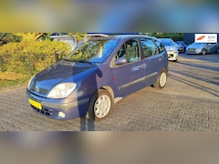 Renault Scénic - 2.0-16V RXI bj 2000 clima trekhaak