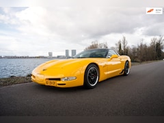 Chevrolet Corvette Convertible - USA 5.7 50th Anniversary