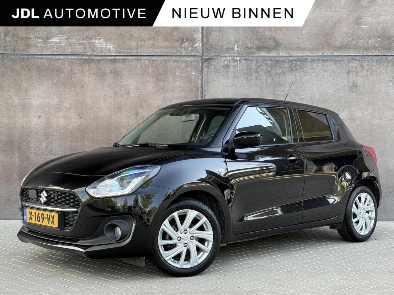 Suzuki Swift - 1.2 Style Smart Hybrid | Adaptieve cruise | Full Led | Carplay | Parkeersensoren | APK 08- - AutoWereld.nl