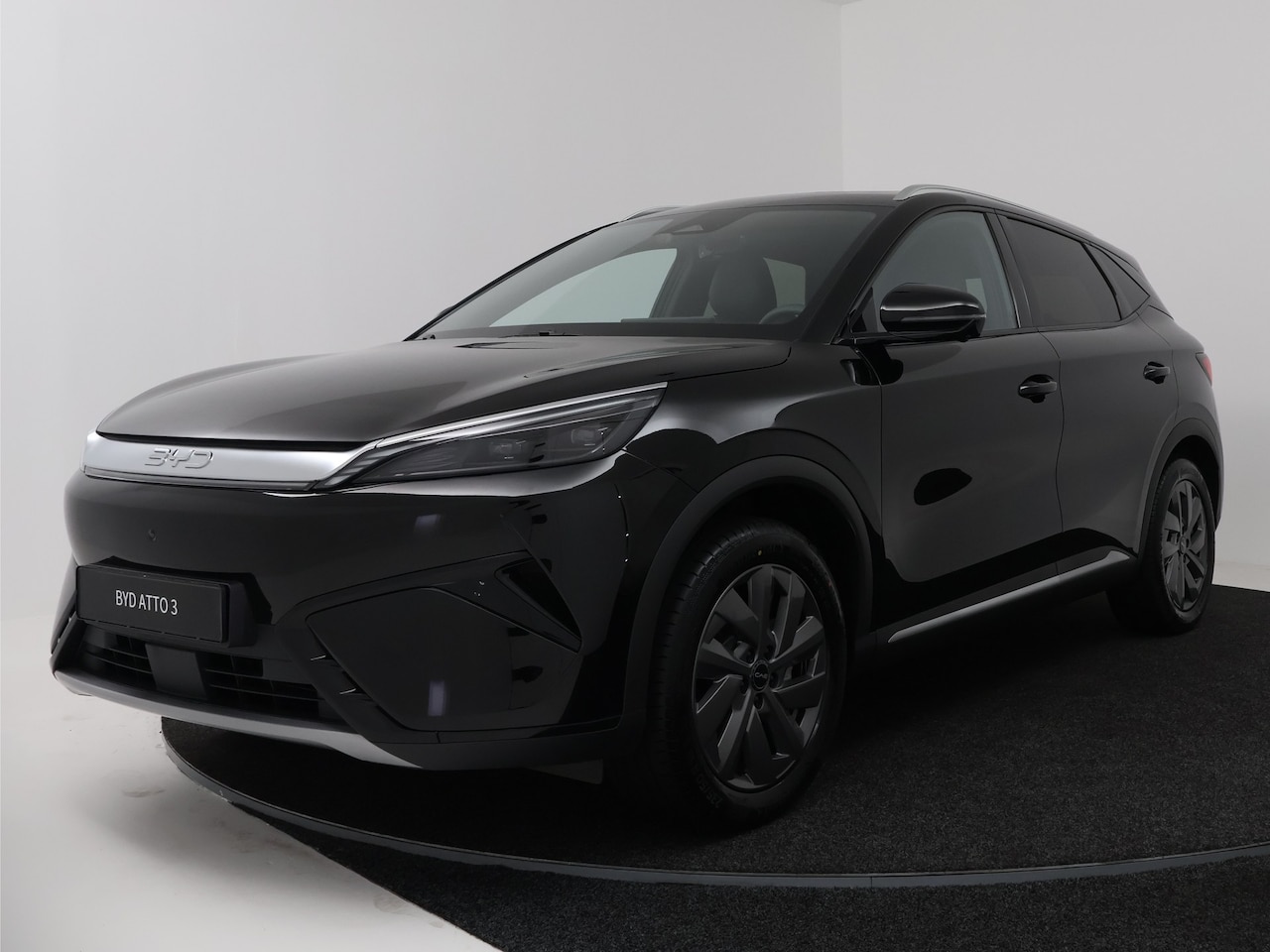 BYD ATTO 3 EVO - Excellence 74.8 kWh | Nieuw & Direct uit voorraad leverbaar | - AutoWereld.nl