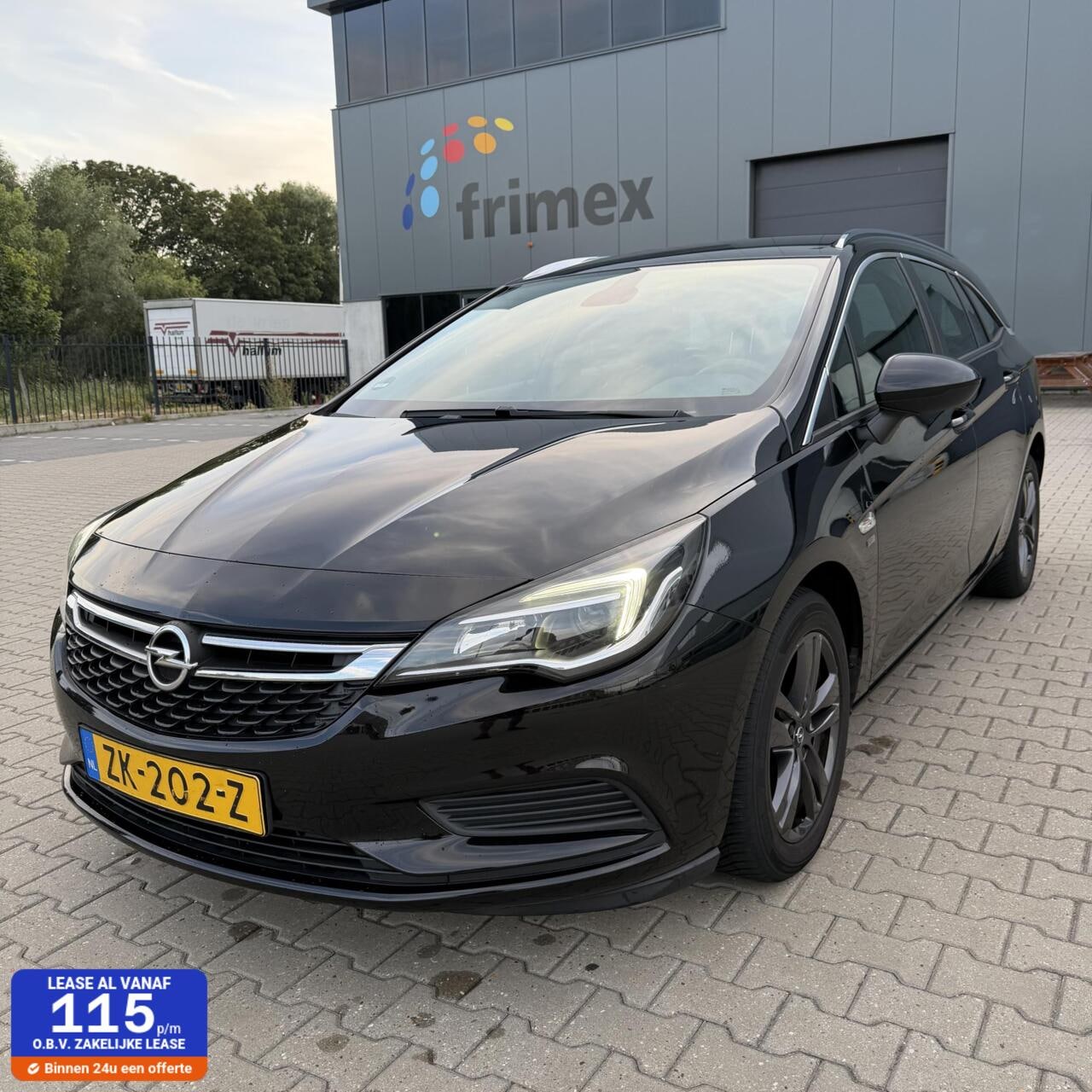 Opel Astra Sports Tourer - 1.0 Turbo 120 Jaar Edition 1.0 Turbo 120 Jaar Edition - AutoWereld.nl