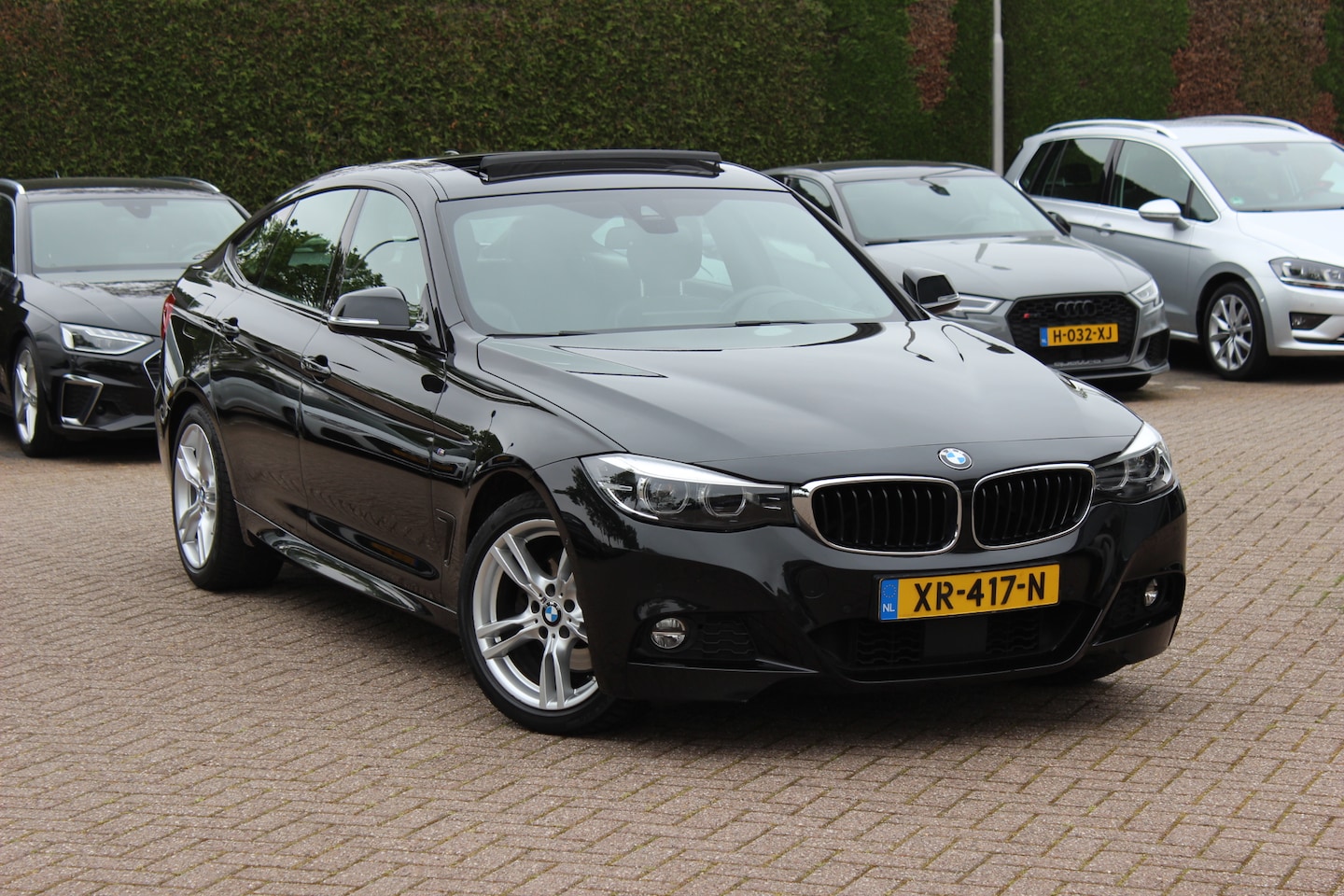 BMW 3-serie Gran Turismo - 330i High Executive Ed. M Sport / Panoramadak / Head-up / 360Camera / Harman Kardon / Lede - AutoWereld.nl