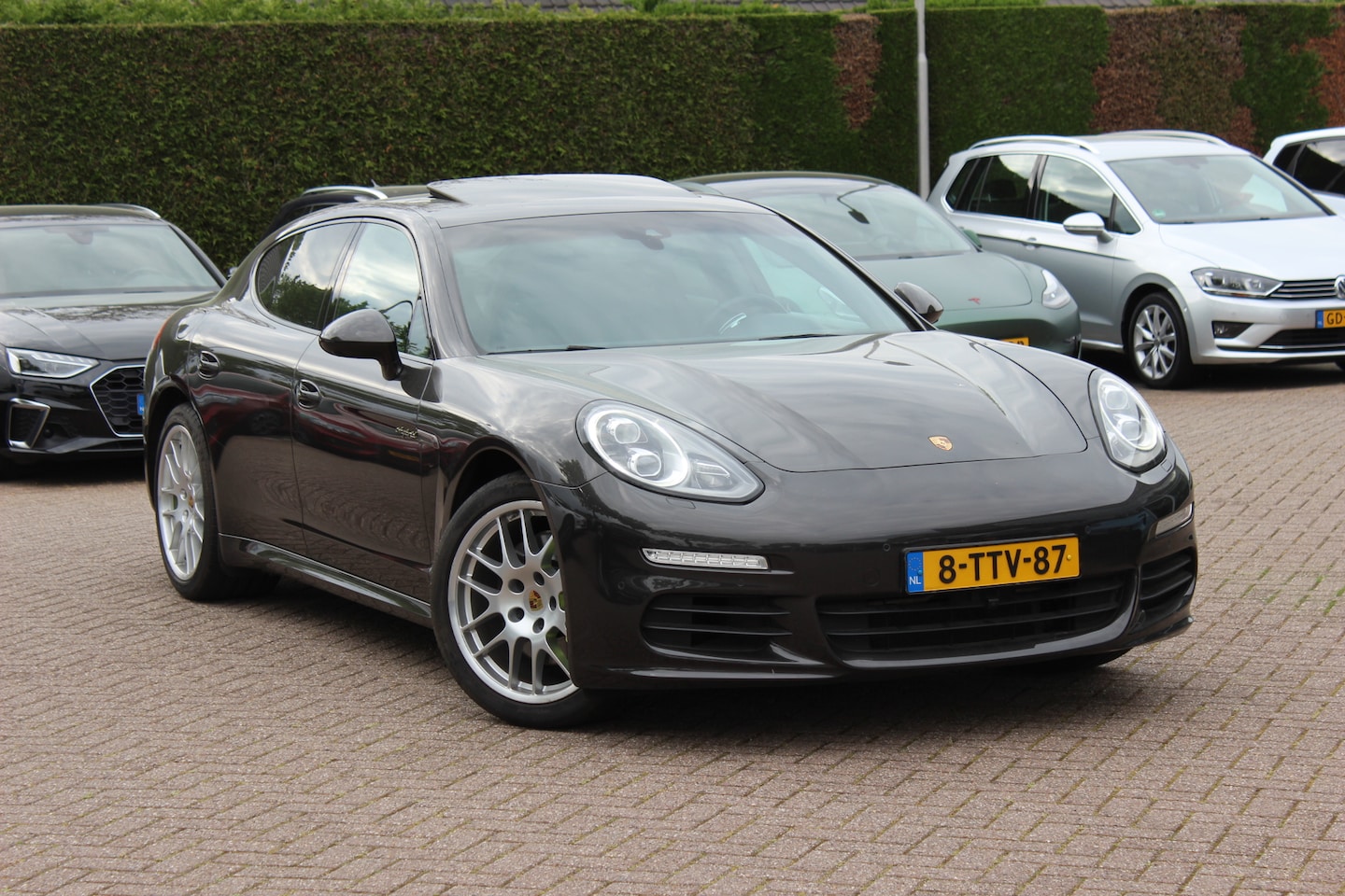 Porsche Panamera - 3.0 S E-Hybrid / Schuifdak / 360Camera / Sportchrono / Softclose / Intr.voorverwarming / 2 - AutoWereld.nl