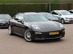 Porsche Panamera - 3.0 S E-Hybrid / Schuifdak / 360Camera / Sportchrono / Softclose / Intr.voorverwarming / 2