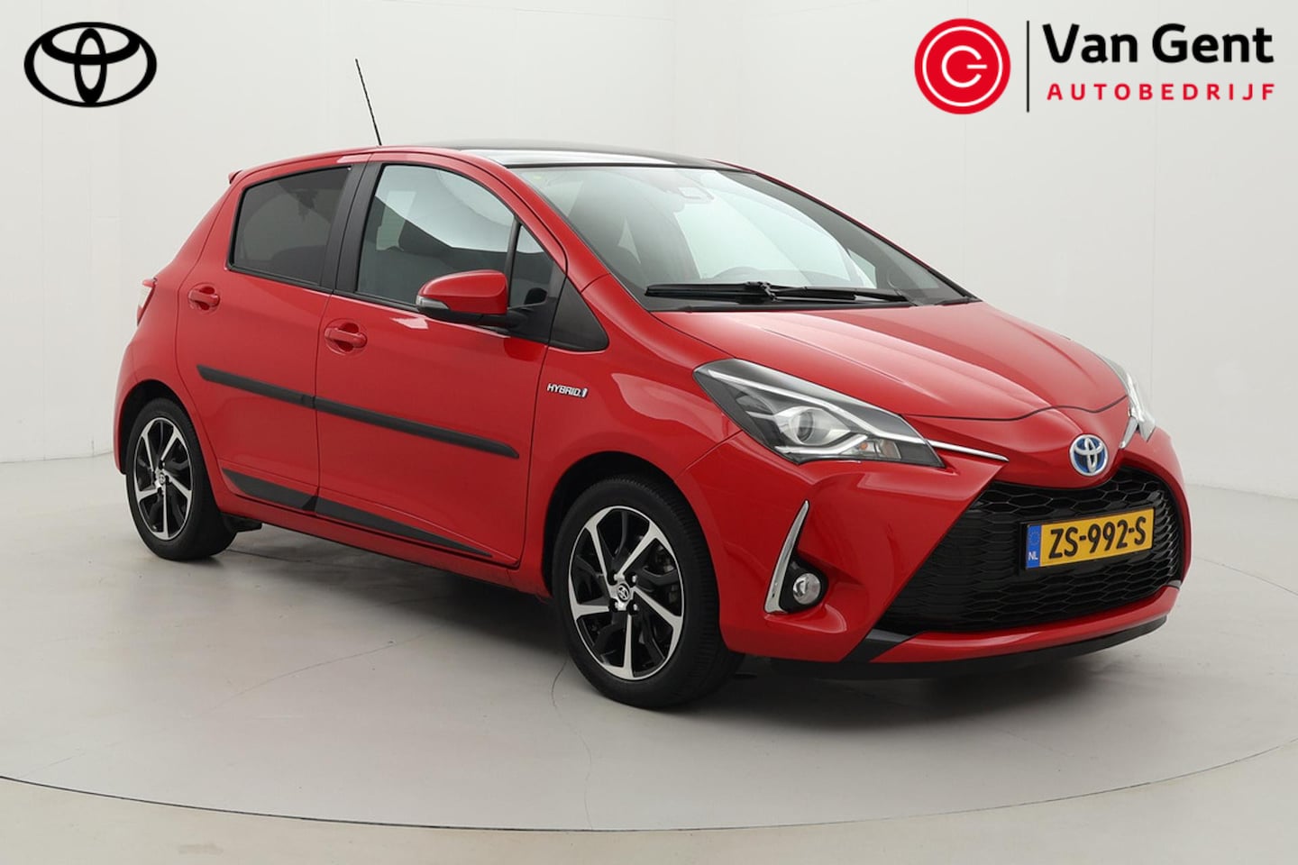 Toyota Yaris - 1.5 Hybrid Executive | Panoramadak | Fietsensteun | Navigatie | Keyless | Cruise Control | - AutoWereld.nl