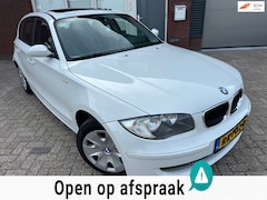 BMW 1-serie - 118i / Pano / PDC / Airco / Stoelverw