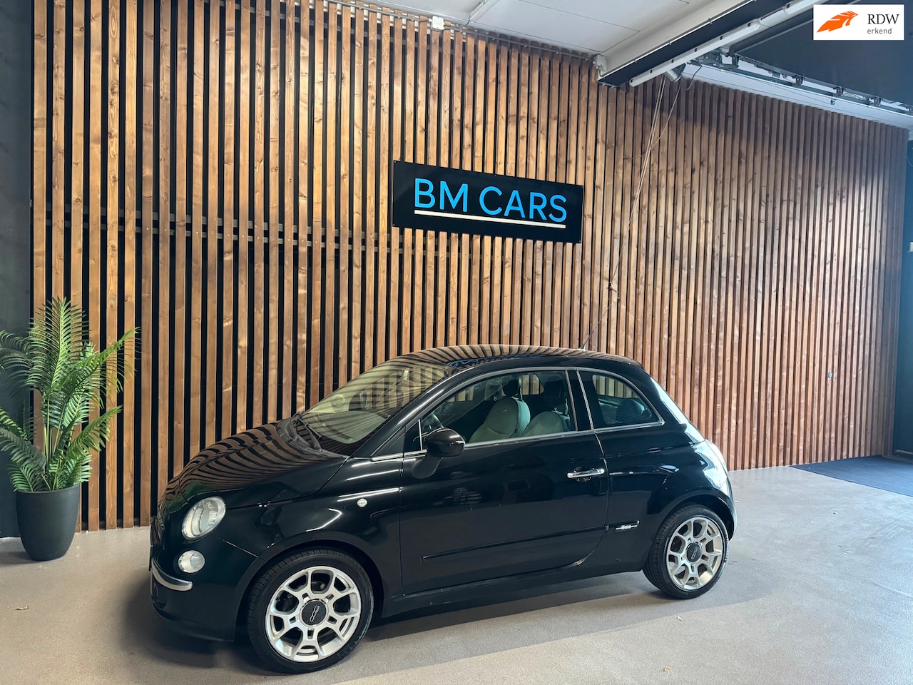 Fiat 500 - 1.2 Naked Airco,Carplay, Panodak - AutoWereld.nl