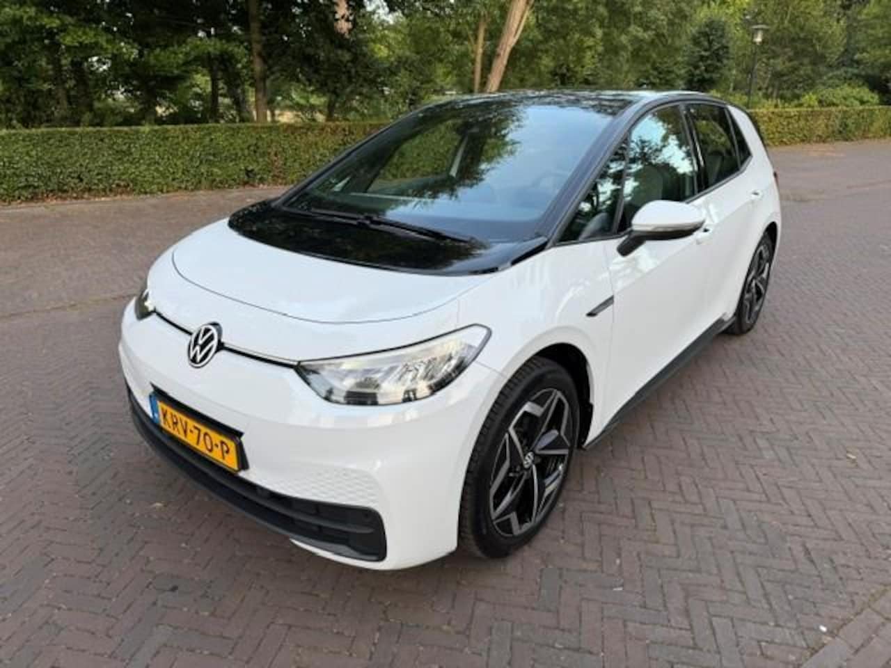 Volkswagen ID.3 - Pro S 77kWh SOH 94,4/Warmtepomp/Massagestoelen/Camera/Acruise/Fabrieksgarantie - AutoWereld.nl
