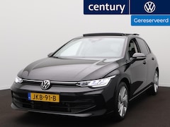 Volkswagen Golf - 1.5 eHybrid Life Edition | Panodak | Zwenkbare trekhaak | Camera | Side-Assist | ACC |