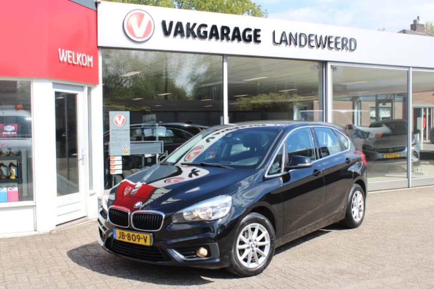 BMW 2-serie Active Tourer - 214d 214d - AutoWereld.nl