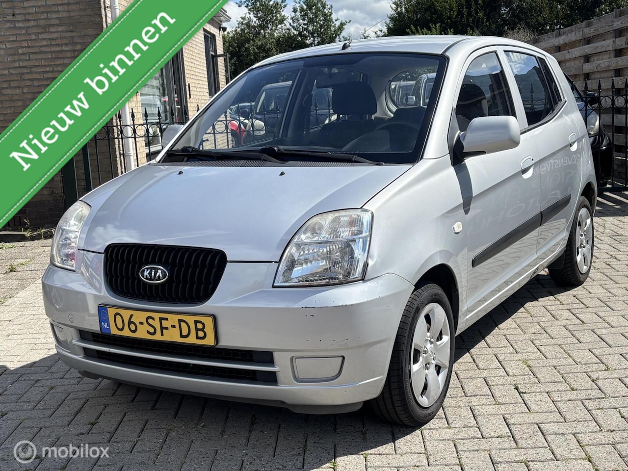 Kia Picanto - 1.0 LX BETROUWBAAR EN GOEDKOOP MET NIEUWE APK! - AutoWereld.nl