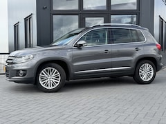 Volkswagen Tiguan - 1.4 TSI Club Nav | Verw. stoelen | PDC | Trekhaak