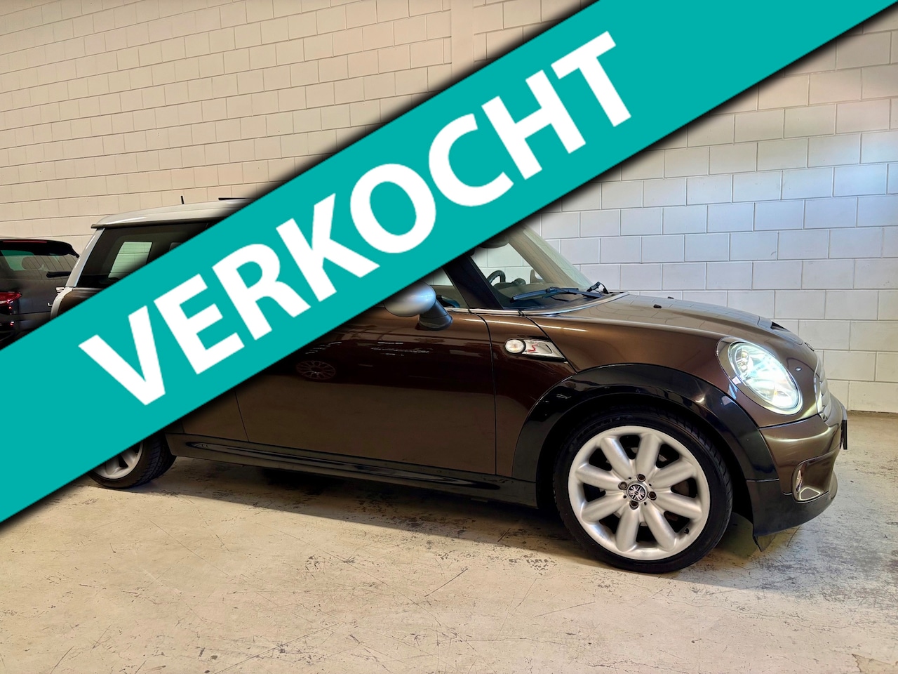 MINI Clubman - 1.6 Cooper S Bj.07|Clima|leer|Panodak|Automaat !! - AutoWereld.nl