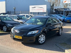 Toyota Camry - 2.4 Aut/Clima/Navigatie/Cruise/Carplay/Apk